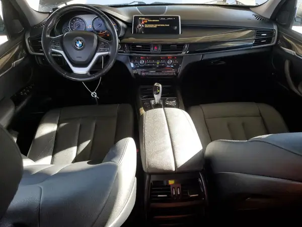 5UXKR2C52G0R70099 2016 BMW X5 - Image 8