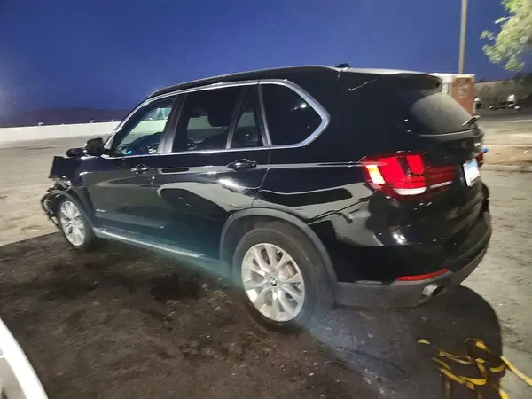 5UXKR2C52G0R70166 2016 BMW X5 - Image 2