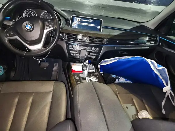 5UXKR2C52G0R70166 2016 BMW X5 - Image 8