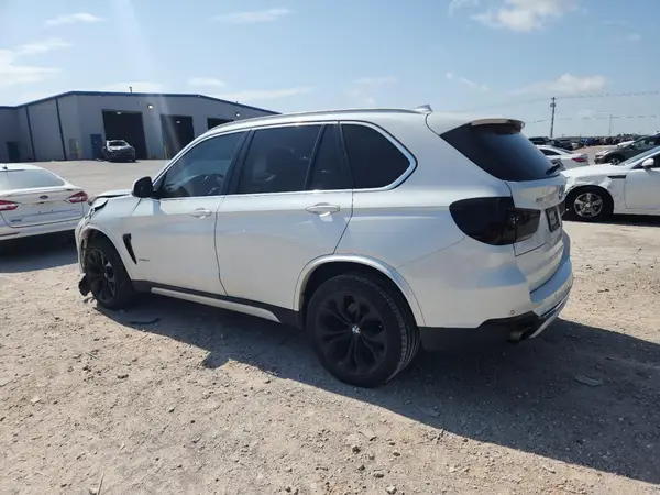5UXKR2C52G0R70510 2016 BMW X5 - Image 2