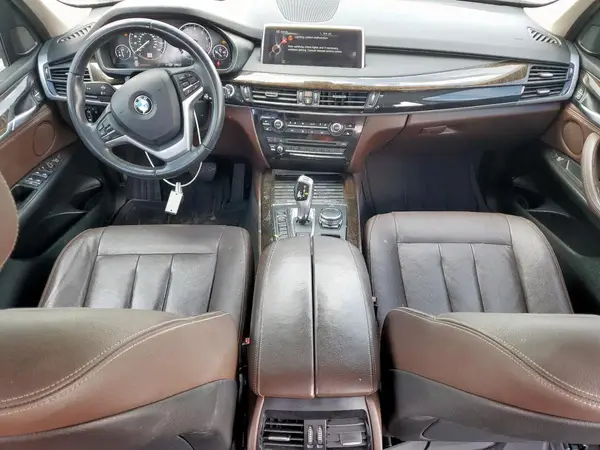 5UXKR2C52G0R71995 2016 BMW X5 - Image 8