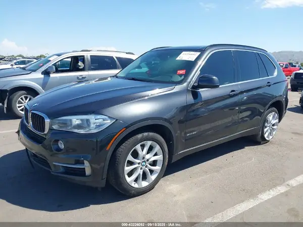 5UXKR2C52G0R72645 2016 BMW X5 - Image 2
