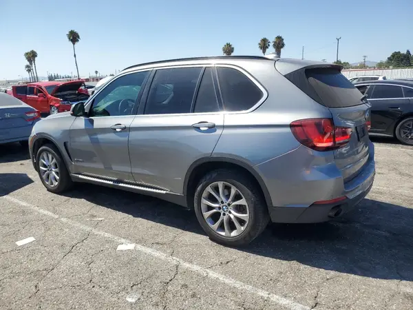 5UXKR2C52G0U17209 2016 BMW X5 - Image 2