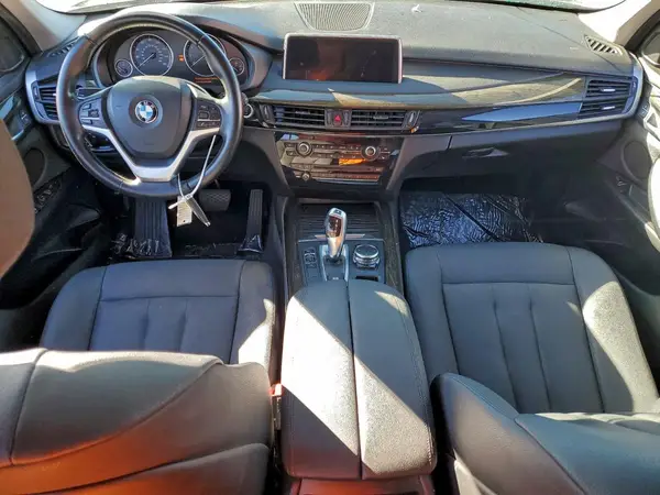 5UXKR2C52G0U17324 2016 BMW X5 - Image 8