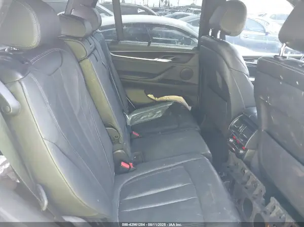 5UXKR2C52J0X07604 2018 BMW X5 - Image 8