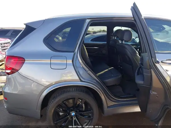 5UXKR2C52J0X08221 2018 BMW X5 - Image 8