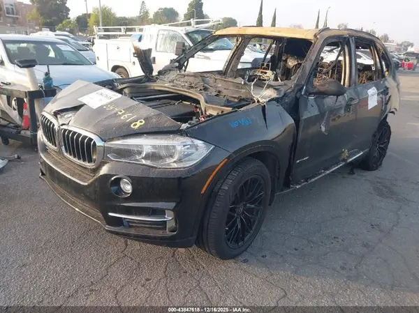 5UXKR2C52J0X10132 2018 BMW X5 - Image 2