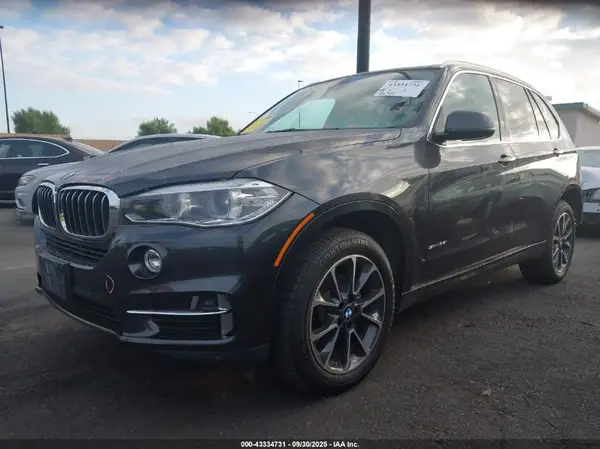 5UXKR2C52J0Z14803 2018 BMW X5 - Image 2