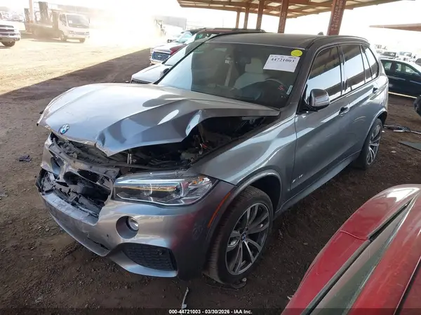 5UXKR2C52J0Z16325 2018 BMW X5 - Image 2