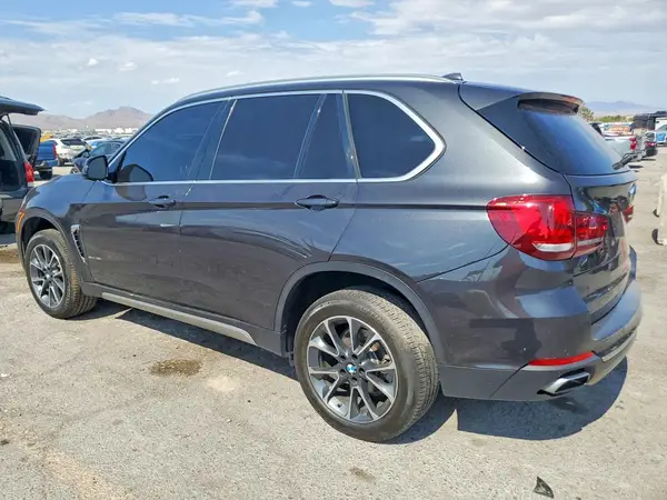 5UXKR2C52J0Z17961 2018 BMW X5 - Image 2