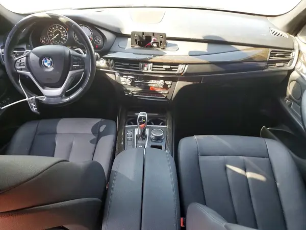5UXKR2C52J0Z17961 2018 BMW X5 - Image 8