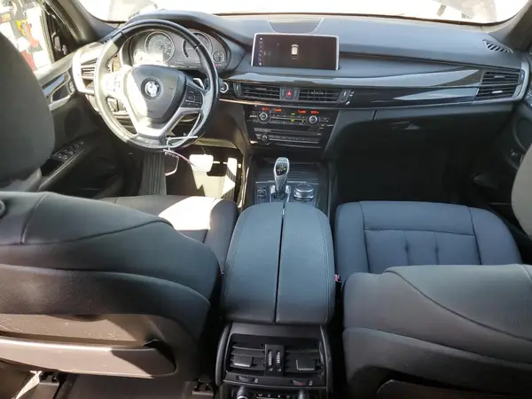 5UXKR2C52J0Z18480 2018 BMW X5 - Image 8