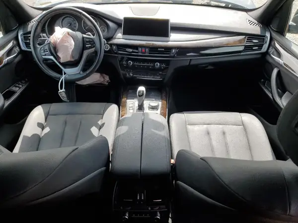 5UXKR2C52J0Z21783 2018 BMW X5 - Image 8