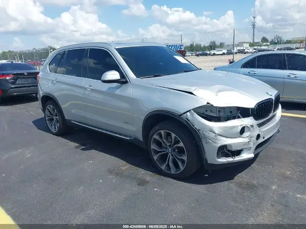 5UXKR2C53G0H41949 2016 BMW X5 - Image 1