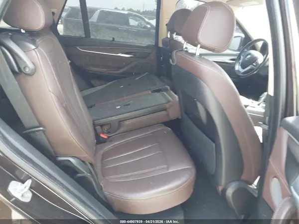5UXKR2C53G0R69785 2016 BMW X5 - Image 8