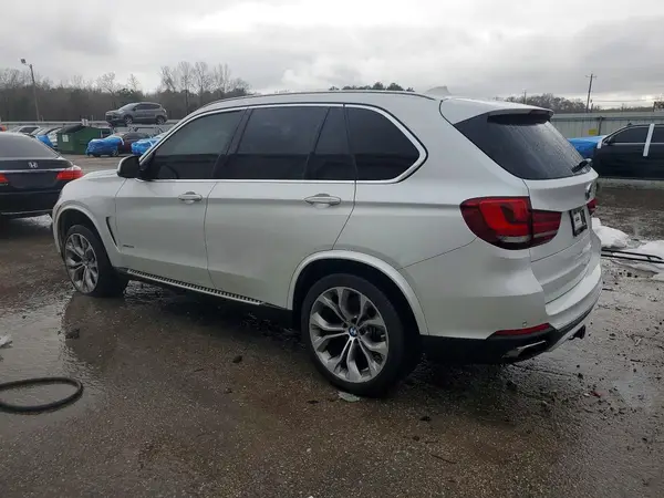 5UXKR2C53J0X07675 2018 BMW X5 - Image 2