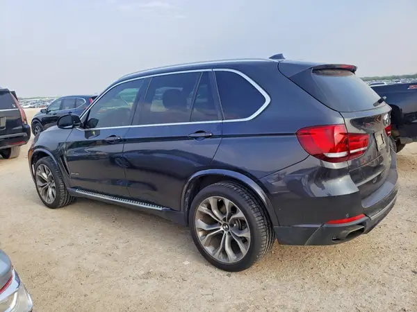 5UXKR2C53J0X09409 2018 BMW X5 - Image 2