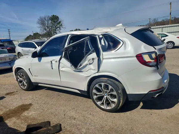 5UXKR2C53J0X09569 2018 BMW X5 - Image 2