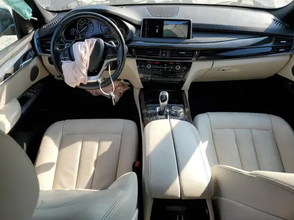 5UXKR2C53J0Z15782 2018 BMW X5 - Image 8