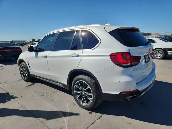 5UXKR2C53J0Z20528 2018 BMW X5 - Image 2