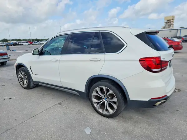 5UXKR2C53J0Z21663 2018 BMW X5 - Image 2
