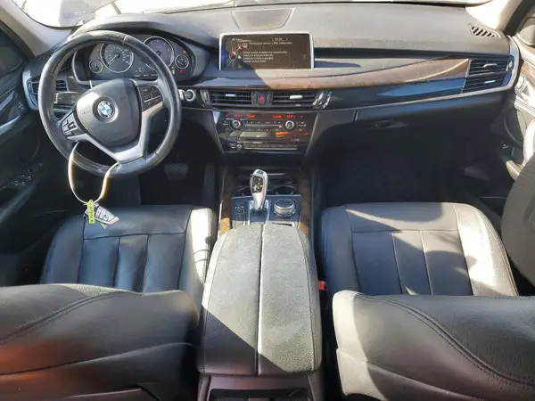 5UXKR2C54G0R68693 2016 BMW X5 - Image 8