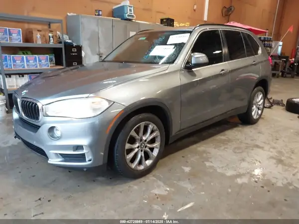 5UXKR2C54G0R69097 2016 BMW X5 - Image 2
