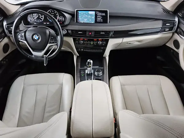 5UXKR2C54G0R69374 2016 BMW X5 - Image 8