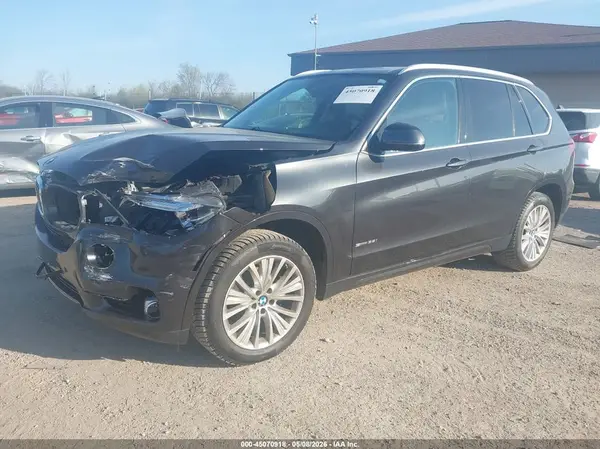 5UXKR2C54G0R70525 2016 BMW X5 - Image 2