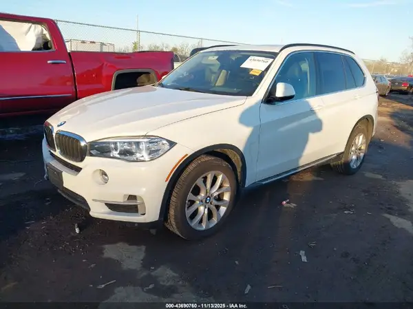 5UXKR2C54G0R70606 2016 BMW X5 - Image 2