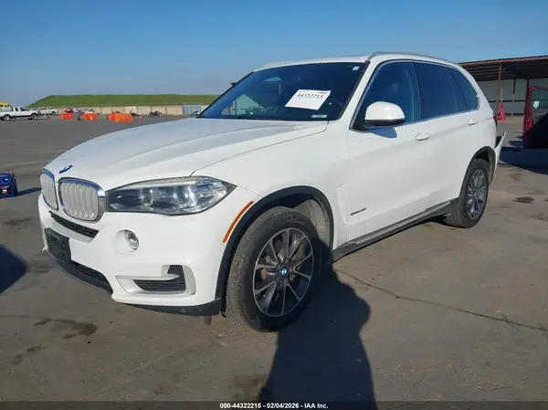 5UXKR2C54H0U18976 2017 BMW X5 - Image 2