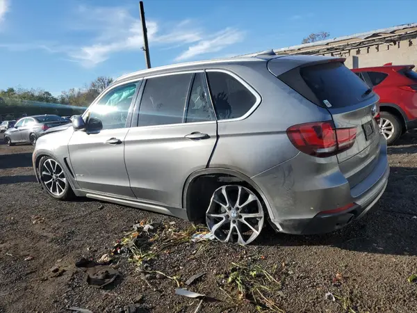 5UXKR2C54H0U21649 2017 BMW X5 - Image 2