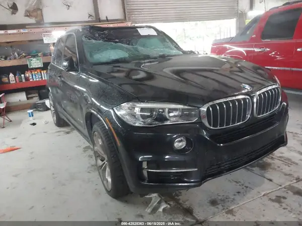 5UXKR2C54J0X08236 2018 BMW X5 - Image 1