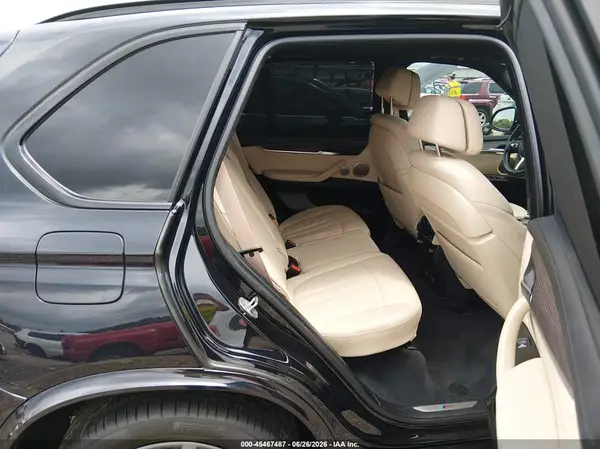 5UXKR2C54J0X10455 2018 BMW X5 - Image 8
