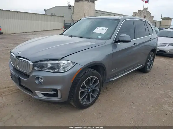 5UXKR2C54J0Z16441 2018 BMW X5 - Image 2