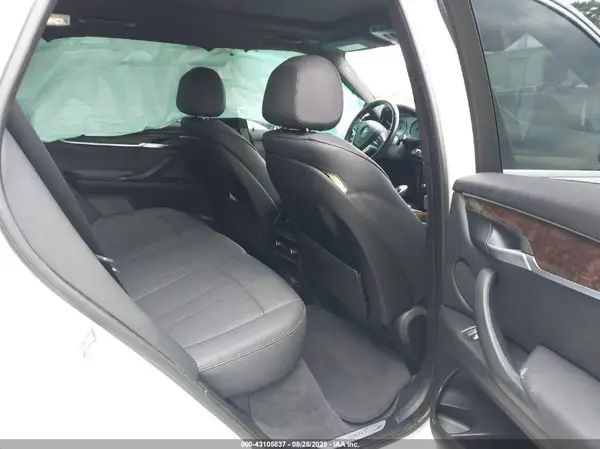5UXKR2C54J0Z17413 2018 BMW X5 - Image 8