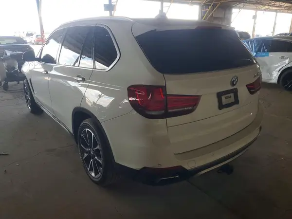 5UXKR2C54J0Z19145 2018 BMW X5 - Image 2