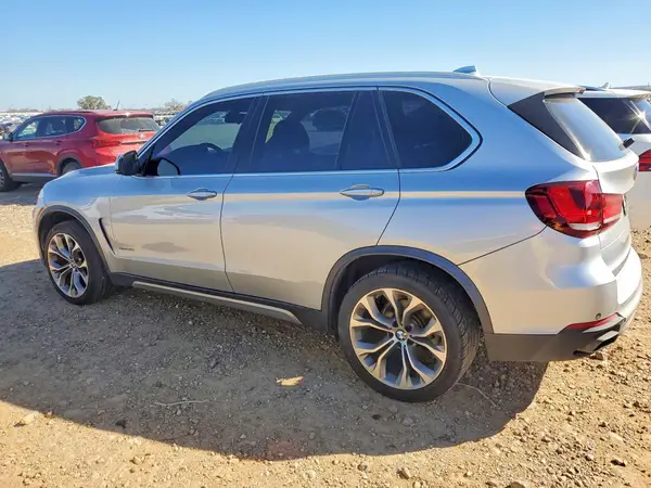 5UXKR2C54J0Z19453 2018 BMW X5 - Image 2