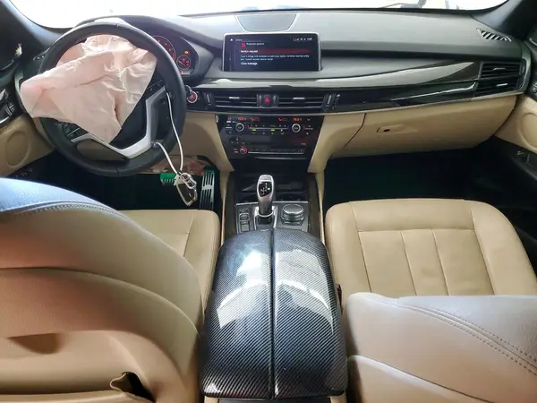 5UXKR2C54J0Z19887 2018 BMW X5 - Image 8