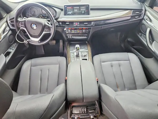 5UXKR2C54J0Z20909 2018 BMW X5 - Image 8