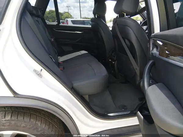 5UXKR2C54J0Z21445 2018 BMW X5 - Image 8