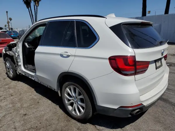 5UXKR2C55G0R69822 2016 BMW X5 - Image 2