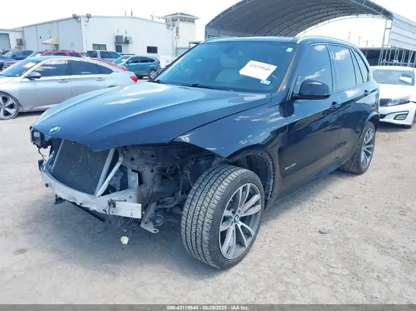 5UXKR2C55H0U18078 2017 BMW X5 - Image 2