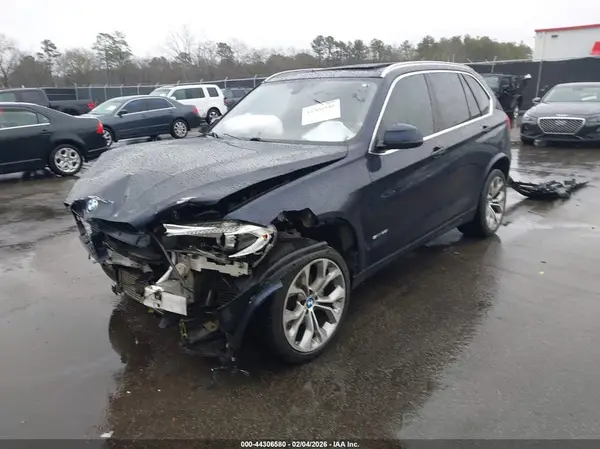 5UXKR2C55H0U18453 2017 BMW X5 - Image 2