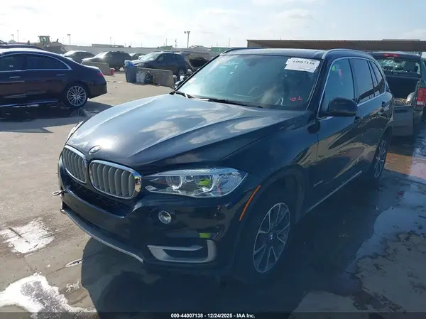 5UXKR2C55H0U19392 2017 BMW X5 - Image 2