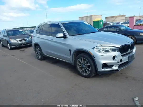 5UXKR2C55H0U19490 2017 BMW X5 - Image 1