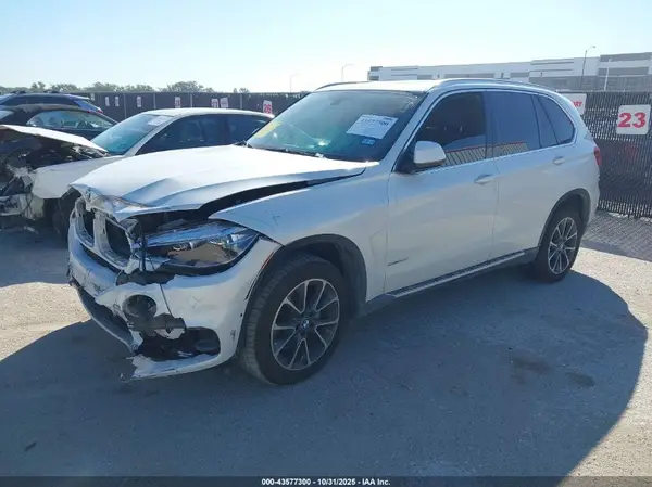5UXKR2C55H0U19876 2017 BMW X5 - Image 2