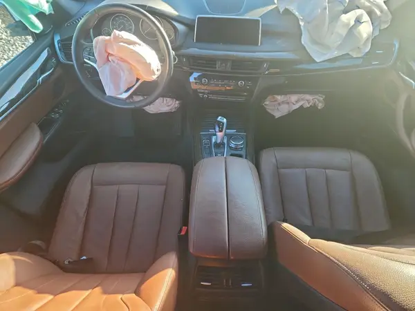 5UXKR2C55H0U20297 2017 BMW X5 - Image 8