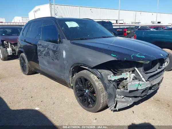 5UXKR2C55J0X08410 2018 BMW X5 - Image 1