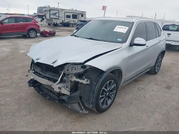 5UXKR2C55J0X09430 2018 BMW X5 - Image 2